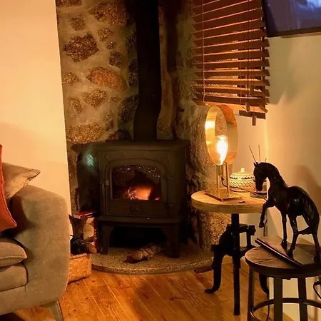 Casa Dos Jasmins By Lisbon Village Covilhã