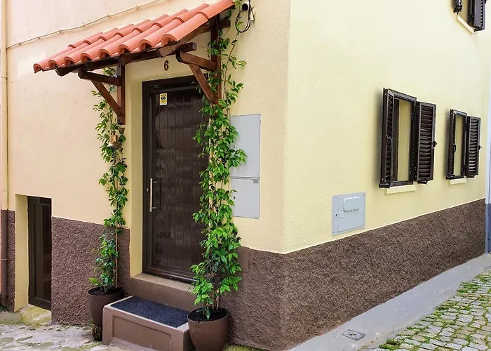 Casa Dos Jasmins By Lisbon Village Hébergement de vacances