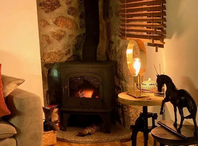 Casa Dos Jasmins By Lisbon Village Covilhã